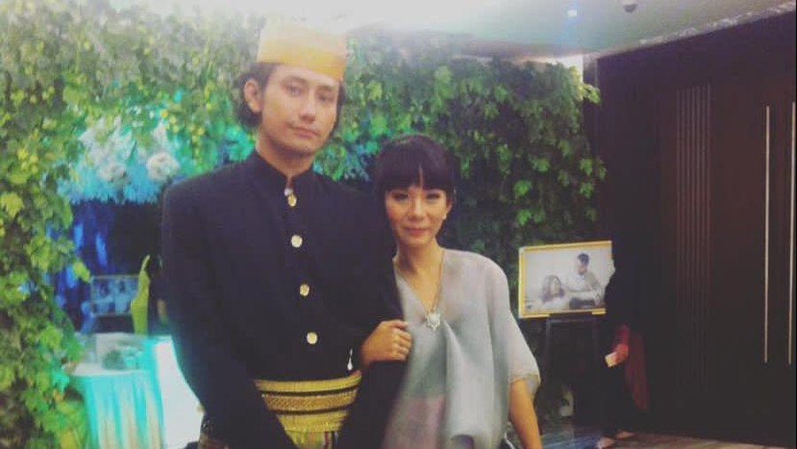 Revaldo dan Istri