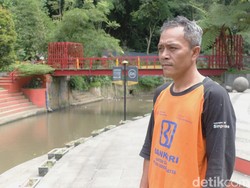 Aksi Senyap Yadi 14 Tahun Jaga Sungai Cikapundung Tetap Lestari