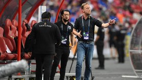 Asisten Polking Nyaris Berantem dengan Wartawan Vietnam