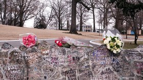 FOTO: Graceland, Rumah Peristirahatan Abadi Keluarga Presley