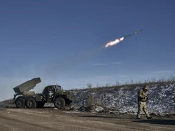 Pertama Kali, Rusia Tembak Jatuh Roket Jarak Jauh AS untuk Ukraina