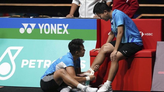 Apriyani Rahayu mengucapkan kronologi dan yang diucapkannya kepada Siti Fadia Ramadhanti saat mengalami cedera pada semifinal Malaysia Open 2023.