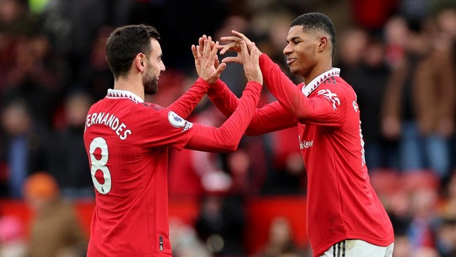 Duel lawan Arsenal di Stadion Emirates bisa jadi kesempatan terakhir bagi Manchester United untuk ikut serta dalam perburuan gelar musim ini.
