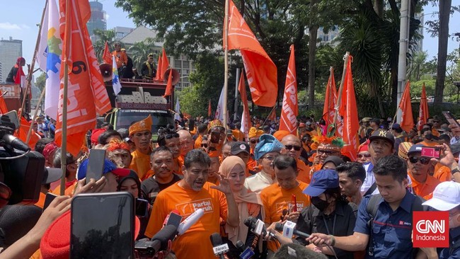 Partai Buruh setuju dengan sistem pemilu coblos parpol alias proporsional tertutup dengan syarat caleg diumumkan secara terbuka.