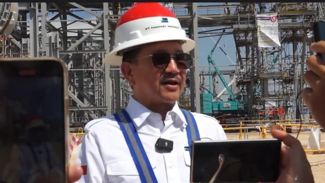 Adapun Smelter Manyar dirancang untuk pengolahan konsentrat tembaga sebesar dua juta ton per tahun, menjadikan sebagai tempat pengolahan tembaga terbesar.