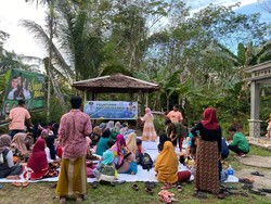 Mak Ganjar & Karang Taruna Gelar Pelatihan Budidaya Cabai di Kalbar