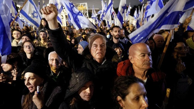 puluhan-ribu-warga-israel-demo-lengserkan-pm-netanyahu-3_169