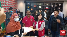 Ratu Tisha Calon Waketum PSSI: Kadang Cinta Tak Butuh Alasan