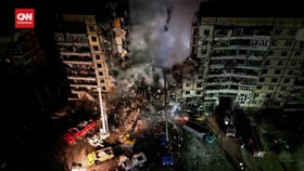 VIDEO:  12 Orang Tewas Usai Rudal Rusia Hantam Apartemen Ukraina