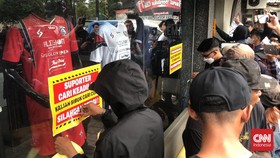 Reaksi Manajemen Arema Usai Kantor Dirusak Massa