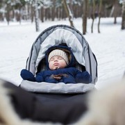 Unik! Bayi-bayi di Islandia Sering Dibiarkan Tidur di Luar Ruangan, Selagi Orang Tua Bersantai di Dalam Kafe! Ternyata Ini Alasannya