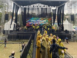 Viral Crazy Rich Bos Angkringan Gelar Hajatan Khitanan Rp 3 M