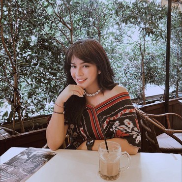 Kabar Bahagia, Fay Nabila Resmi Tunangan dengan Sang Kekasih