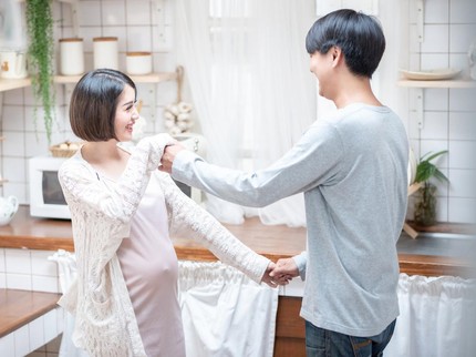 Coba Pregnancy Dance yuk, Bisa Bikin Janin Cerdas dan Bumil pun Happy