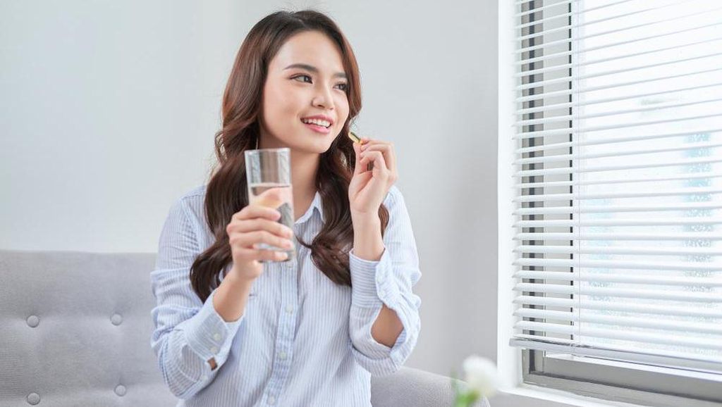 Awas, Ini 5 Potensi Efek Samping Minum Vitamin Rambut, Kuku, dan Kulit