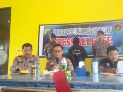 Polda NTT Tangkap Pelaku Bom Ikan