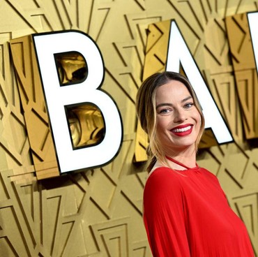 Siapa Sangka Margot Robbie Suka Musik Metal, Ternyata Fans Berat Slipknot