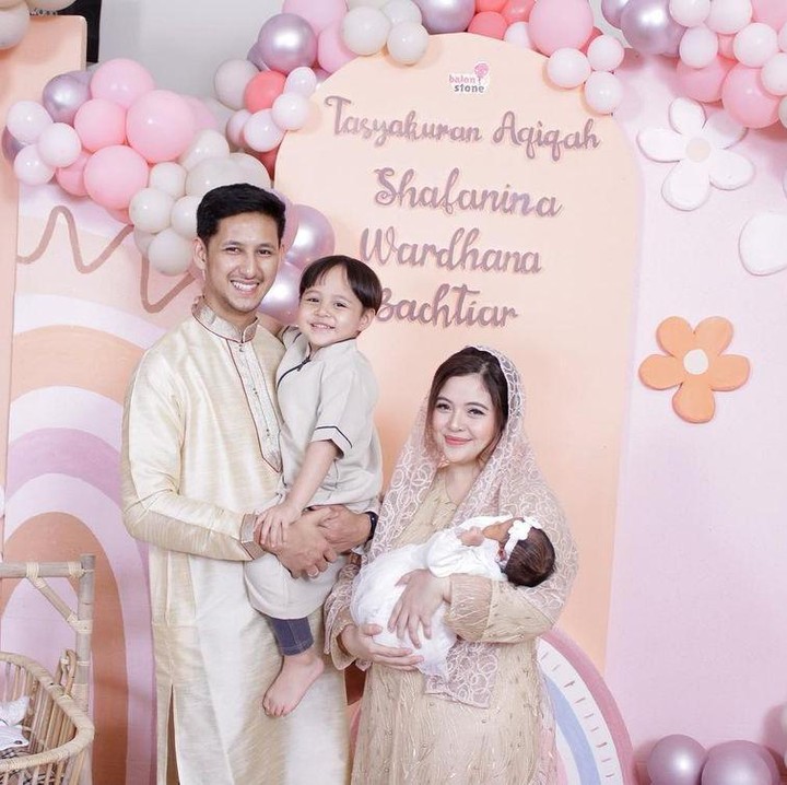 <p>Bunda, kita doakan agar Shafanina tumbuh menjadi anak yang sehat dan selalu mendapatkan kebahagiaan serta kasih sayang dari orang-orang sekitarnya, ya! (Foto: Instagram: @tasyakamila)</p>