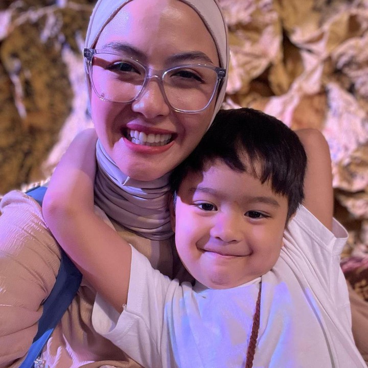 <p>Rajendra Satya Razzani lahir pada 11 Januari 2019. Tahun ini, usianya genap 4 tahun, lho. (Foto: Instagram: @vatemat)</p>