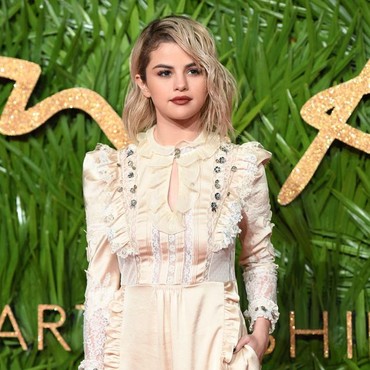 Selena Gomez Rehat dari Media Sosial