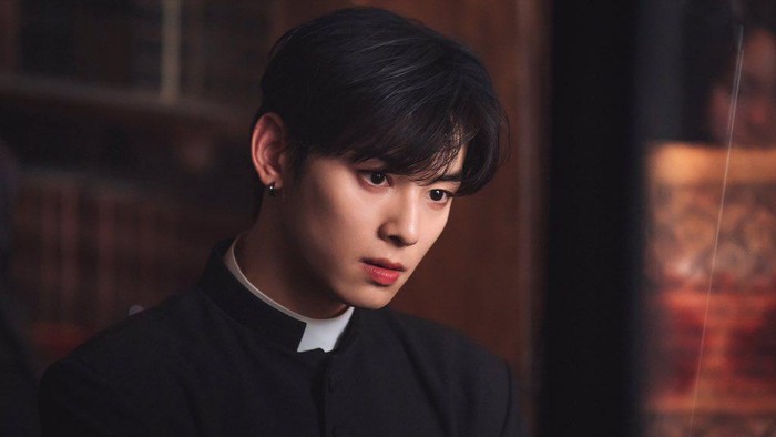 Sukses Membuat Suasana 'Menyayat Hati', Akting Cha Eun Woo Menuai Pujian di Drama Island Sukses Membuat Suasana 'Menyayat Hati', Akting Cha Eun Woo Menuai Pujian di Drama Island