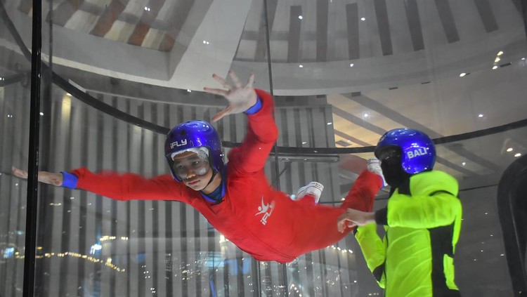 Wahana I-Fly Jakarta di Trans Studio Cibubur