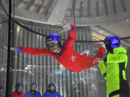 Sensasi Terbang di Wahana I-Fly Jakarta di Trans Studio Cibubur
