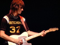 Gejala Meningitis, Gitaris Jeff Beck Meninggal Mendadak Setelah Tertular