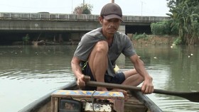 Bantu Pak Tajudin, Pria Pencari Cacing lewat Berbuat Baik