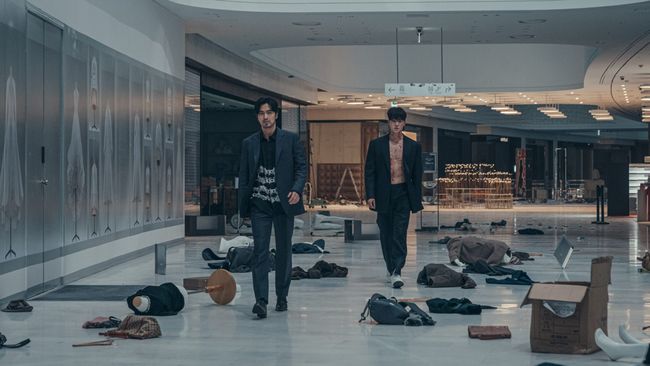 Sinopsis Sweet Home season 2 tentang ancaman lebih besar dan monster lebih berbahaya bagi penghuni setelah keluar dari Green Home.