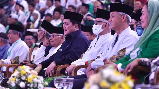 Wasekjen PBNU Sulaeman Tanjung menilai wajar Erick Thohir memasang baliho ucapan selamat lantaran statusnya sebagai Ketua SC 1 Abad NU dan kader Banser.