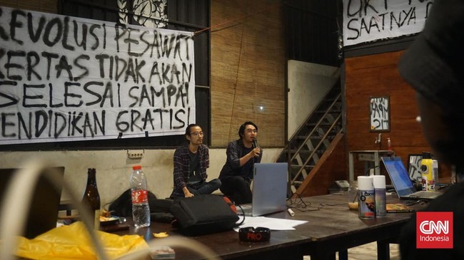 Sejumlah mahasiswa membeberkan kesaksiannya tentang ketidaksesuaian nominal atau golongan Uang Kuliah Tunggal (UKT) di Universitas Negeri Yogyakarta (UNY).