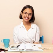 6 Kebiasaan Baik Mengatur Keuangan Agar Tetap 'Sehat' yang Bisa Diterapkan Mahasiswa