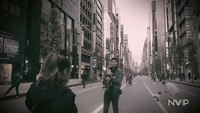 <p>Tak lupa, Nikita Willy dan Indra Priawan mengabadikan momen liburan di Jepang bersama putra mereka. Keduanya berfoto ketika sedang berjalan-jalan di kawasan kota. (Foto: YouTube Nikita Willy Official)</p>