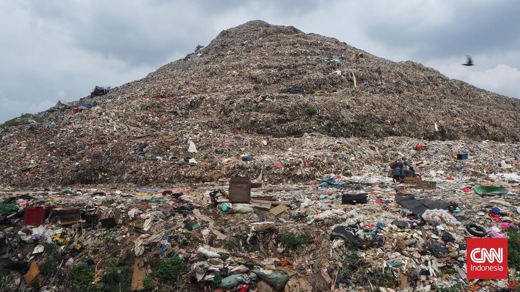 Penyebab Gunung Sampah Bantargebang Longsor hingga Tewaskan 4 Orang
