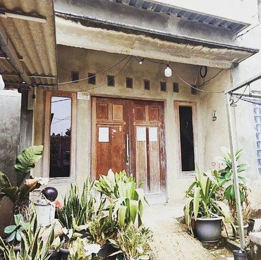 Demi Biaya Hidup, 7 Potret Rohimah Eks Kiwil Jual Rumah Setengah Jadi