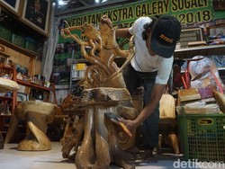 Seniman di Mojokerto Dirikan Sugaly Art-Mahakarya Majapahit Bermodal Rp 7.500