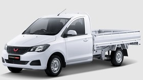 Daihatsu Respons Peluncuran Wuling Formo Max