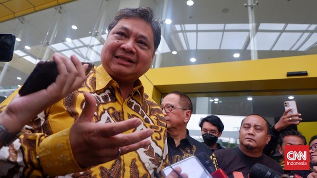 Ketua Umum Partai Golkar Airlangga Hartarto buka suara soal isu akan dikudeta lewat musyawarah nasional luar biasa (munaslub) Partai Golkar.