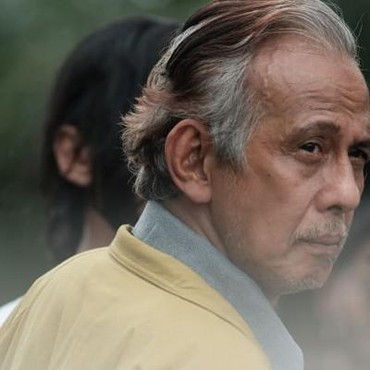 Cara Arswendy Bening Swara Hadirkan Sosok Jendral di 'Autobiography'