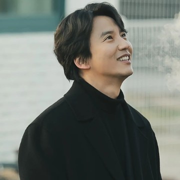 img-title Fakta Menarik Kim Nam Gil, Salah Satu Aktor Terkaya Versi Forbes dan Pemeran Utama di Drama Island
