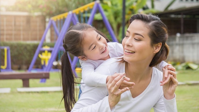 Ilustrasi Ibu dan Anak