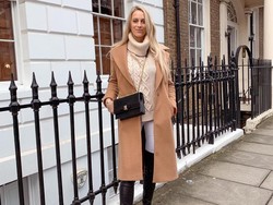 Terobsesi dengan Wewangian, Wanita Ini Koleksi 400 Botol Parfum