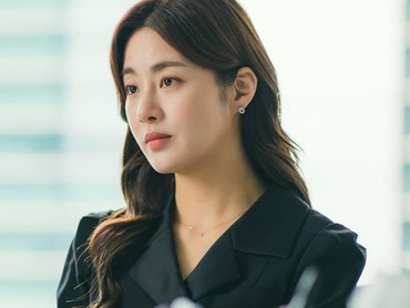 Apa Kabar Kang Sora Mantan Pacar Hyun Bin?