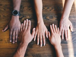 Keberagaman Adalah: Pengertian, Faktor Penyebab, dan Implementasinya