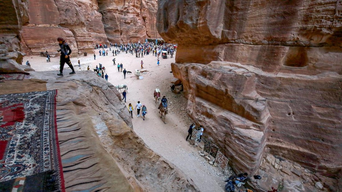 FOTO: Menatap Keajaiban Kota Kuno Petra di Yordania