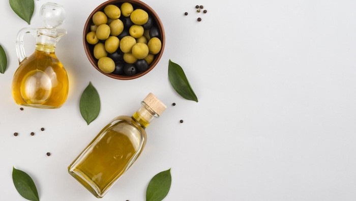 Miliki Beragam Manfaat, Ini Tips Mudah Mengaplikasikan Olive Oil Sebagai Rutinitas Skincare Harian