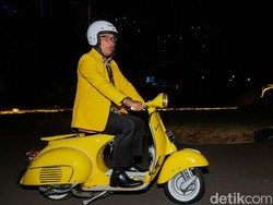 Ridwan Kamil Bonceng Anak di Dek Vespa, Bahaya Nggak Sih?