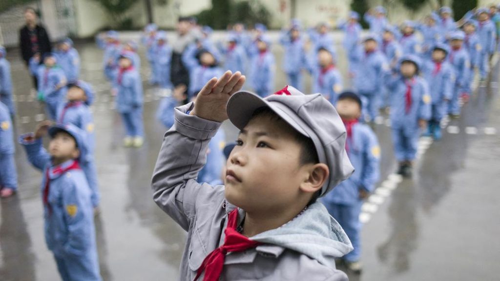 Orang Tua di China Rela Bayar Rp26 Juta Tempa Anak di Kamp Kesulitan