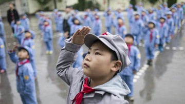 Orang Tua di China Rela Bayar Rp26 Juta Tempa Anak di Kamp Kesulitan